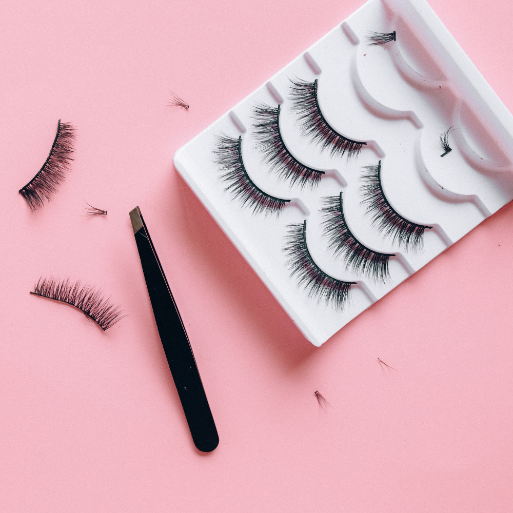 3 Tips to Protect Eyelid Skin Barrier from False Eyelashes We Love Eyes