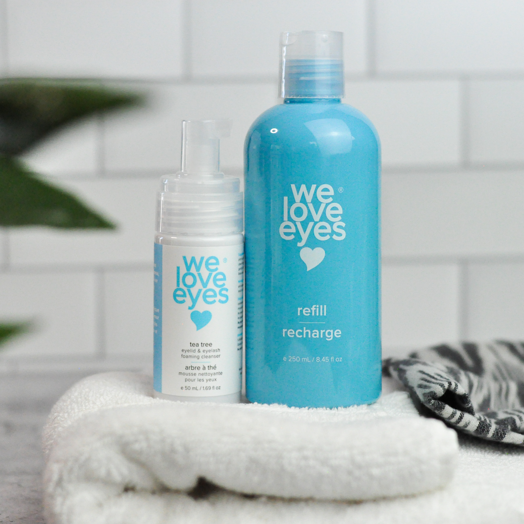 We Love Eyes Foaming Cleanser Review - Blepharitis Treatment at Home 